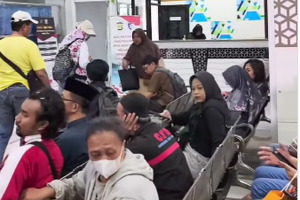 Viral! Warga Jawa Barat Serbu Samsat untuk Bayar Pajak Kendaraan, Apa Penyebabnya?