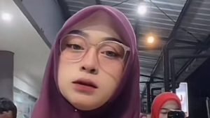 Viral Video Syur! Respons Tak Terduga Bu Salsa Saat Ditanya soal Jejak Digital