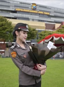 Bikin Netizen Terpukau! Polwan Viral Mirip Artis Korea, Ungkap Suka Duka Jadi Penegak Hukum