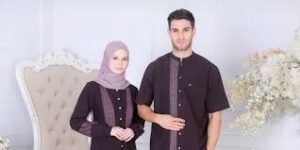 Pasutri Viral Pakai Baju Lebaran 30 Hari, Habiskan Rp 5,6 Miliar: Fenomena Gaya Hidup yang Bikin Heboh