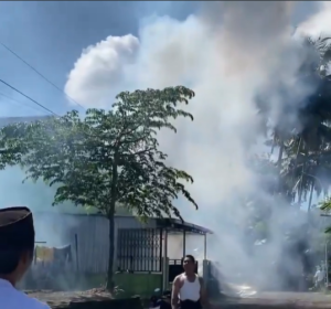 Heboh! Rumah Warga di Blitar Tertimpa Balon Udara, Ini Faktanya