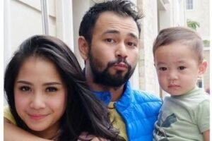 Tentu, mari kita buat artikel tentang berita selebriti yang informatif dan menarik.