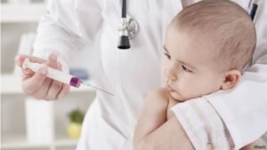 Vaksinasi: Antara Harapan dan Tantangan di Era Pandemi